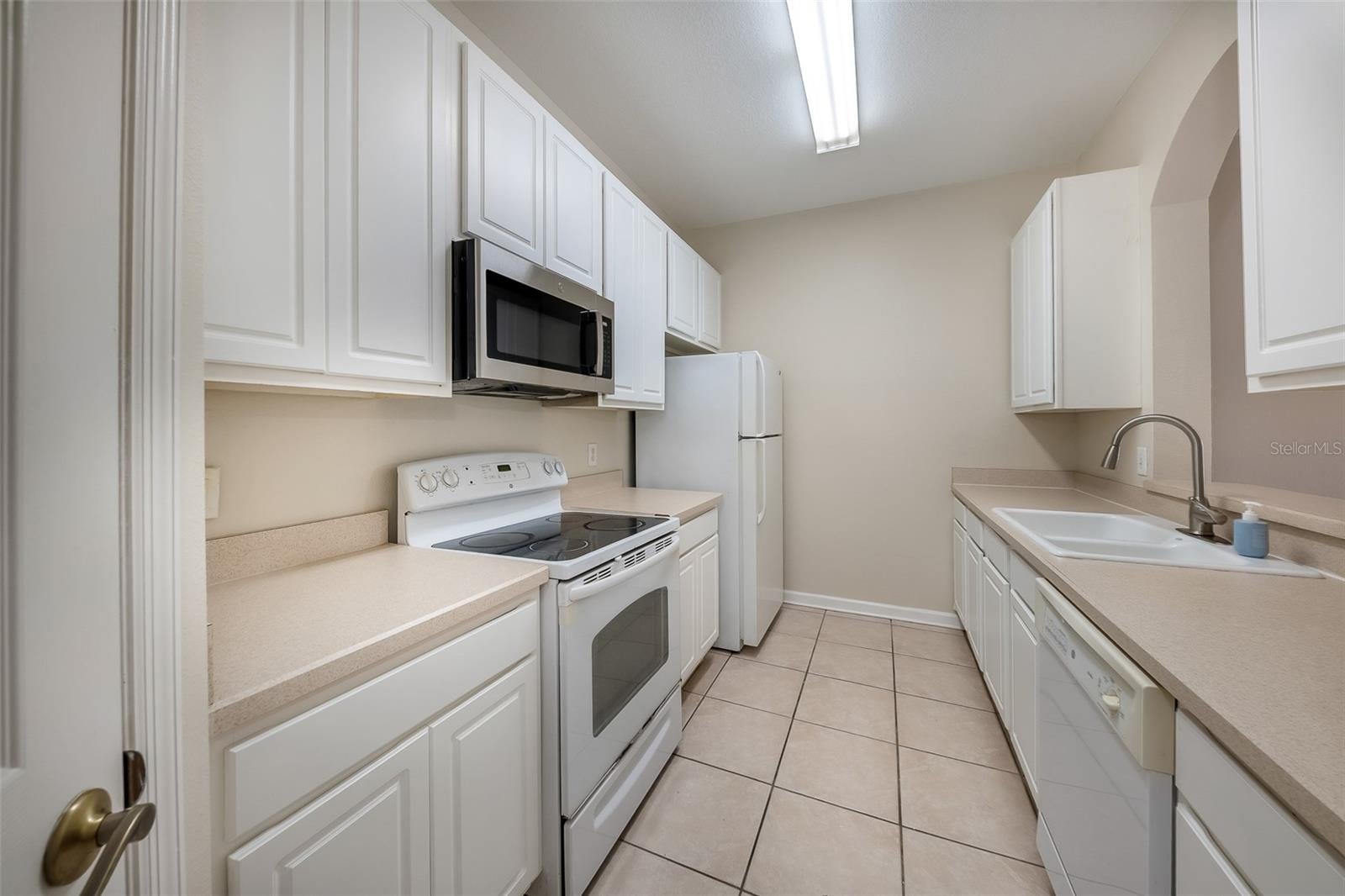 588 BRANTLEY TERRACE WAY 305