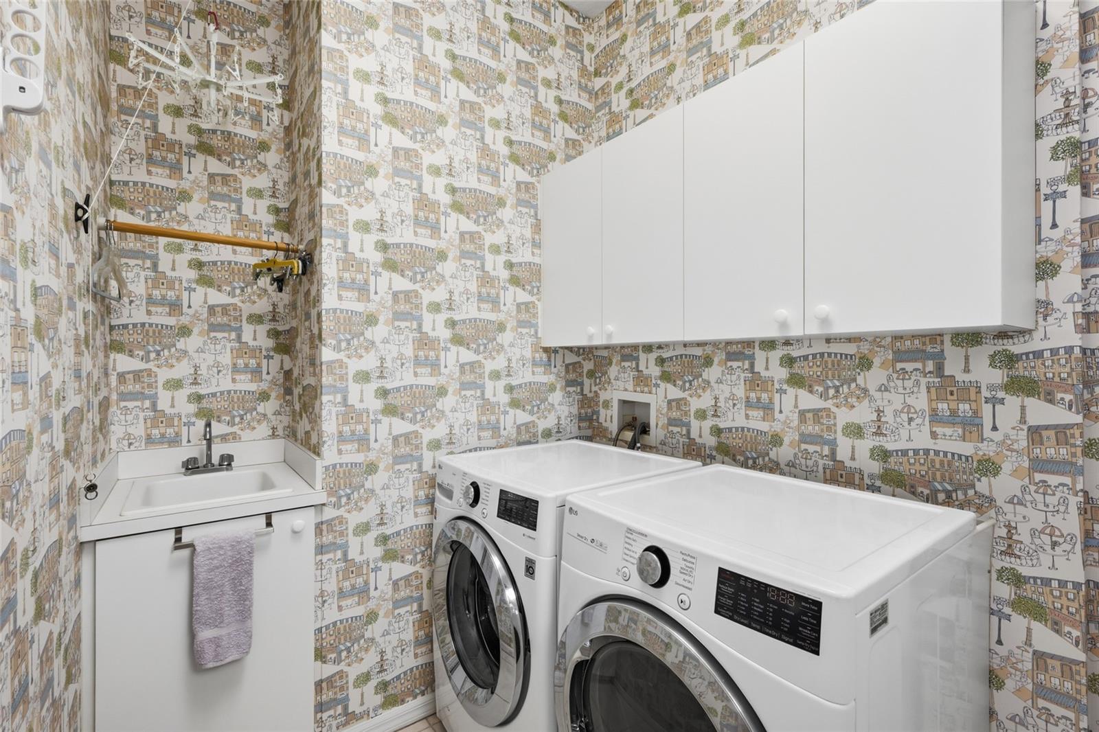 UNIVERSITY PARK - Residential