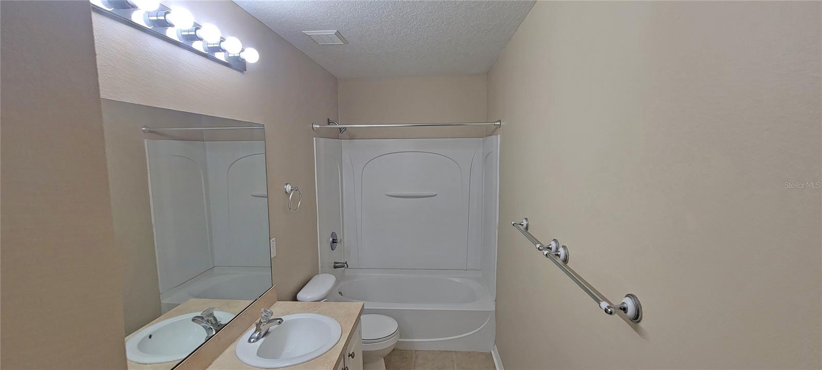 WATERFORD TRLS PH 02 - Residential