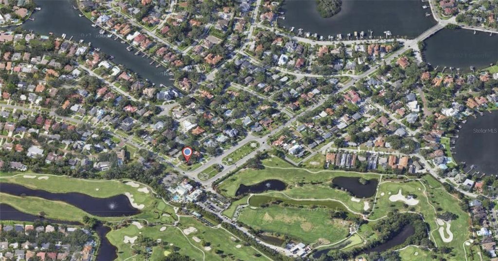 Photo of 515 Snell Isle Boulevard NE, St Petersburg, FL 33704 (MLS # O6288230)