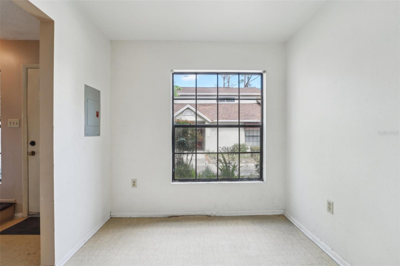 LAURELON VILLAGE OF MEADOWOOD - Residential