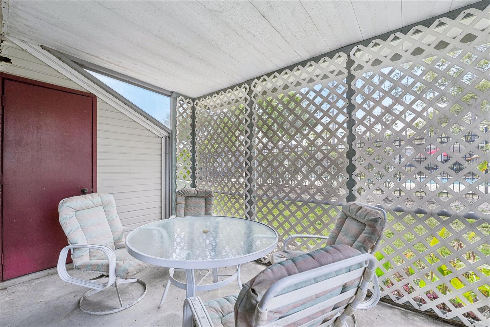 LAURELON VILLAGE OF MEADOWOOD - Residential