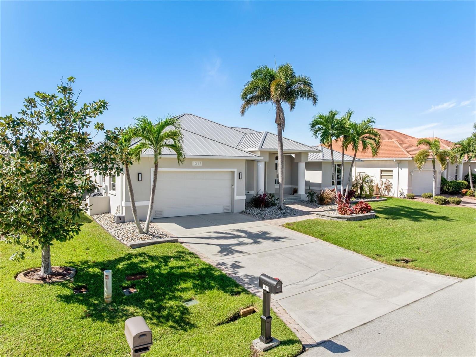 PUNTA GORDA ISLES SEC 14 - Residential