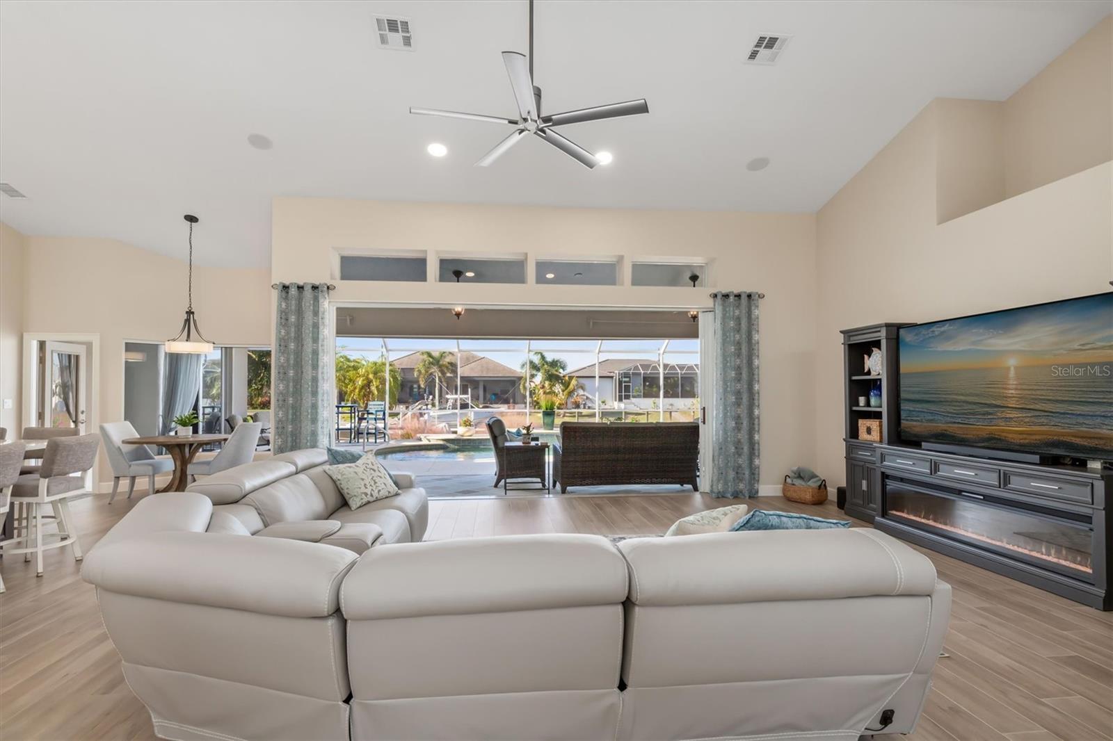 PUNTA GORDA ISLES SEC 14 - Residential