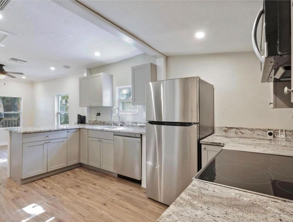 Photo of 3103 E Emma Street, Tampa, FL 33610 (MLS # TB8470912)