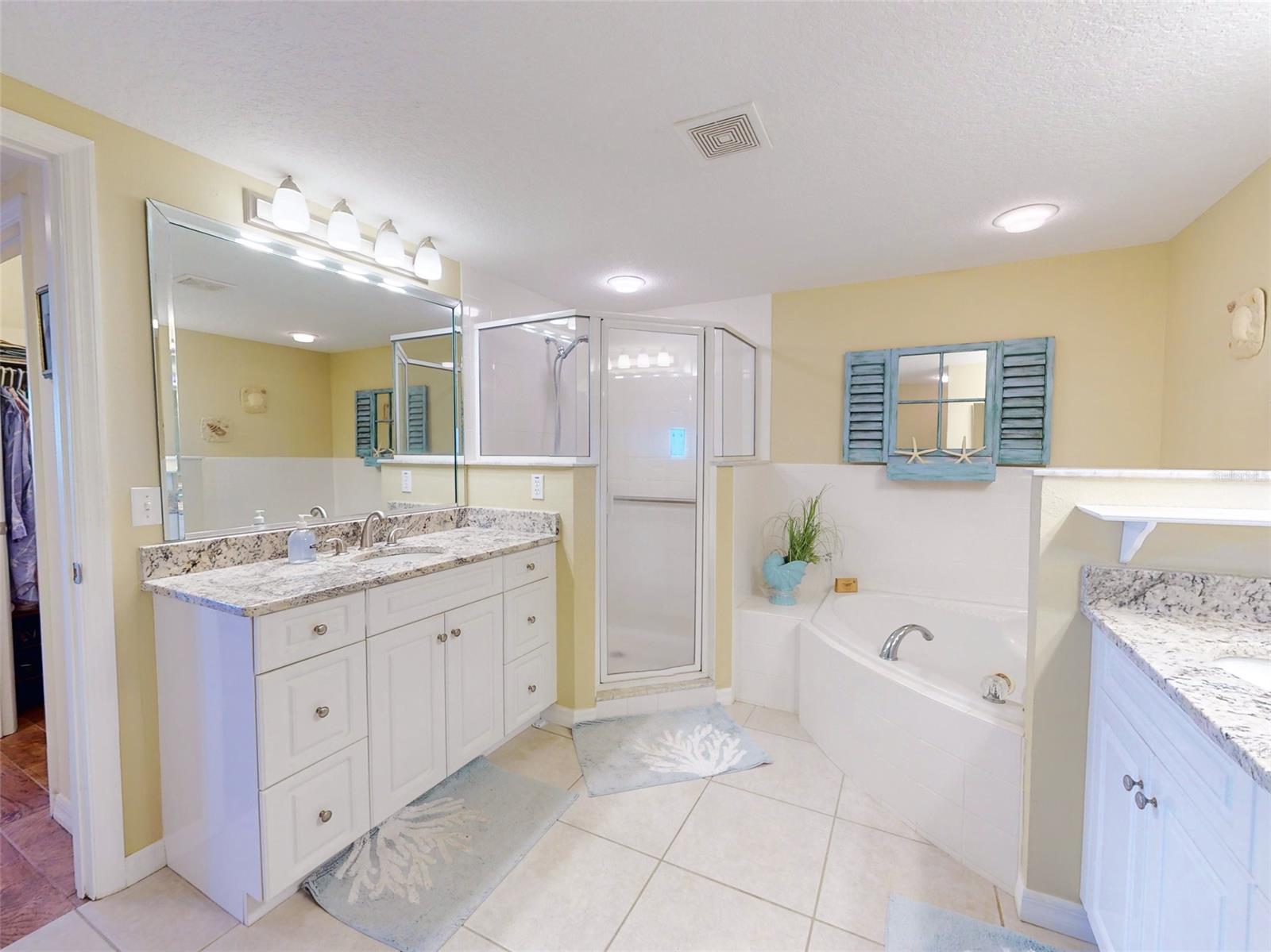 Ocean Walk Condo At Nsb - Residential