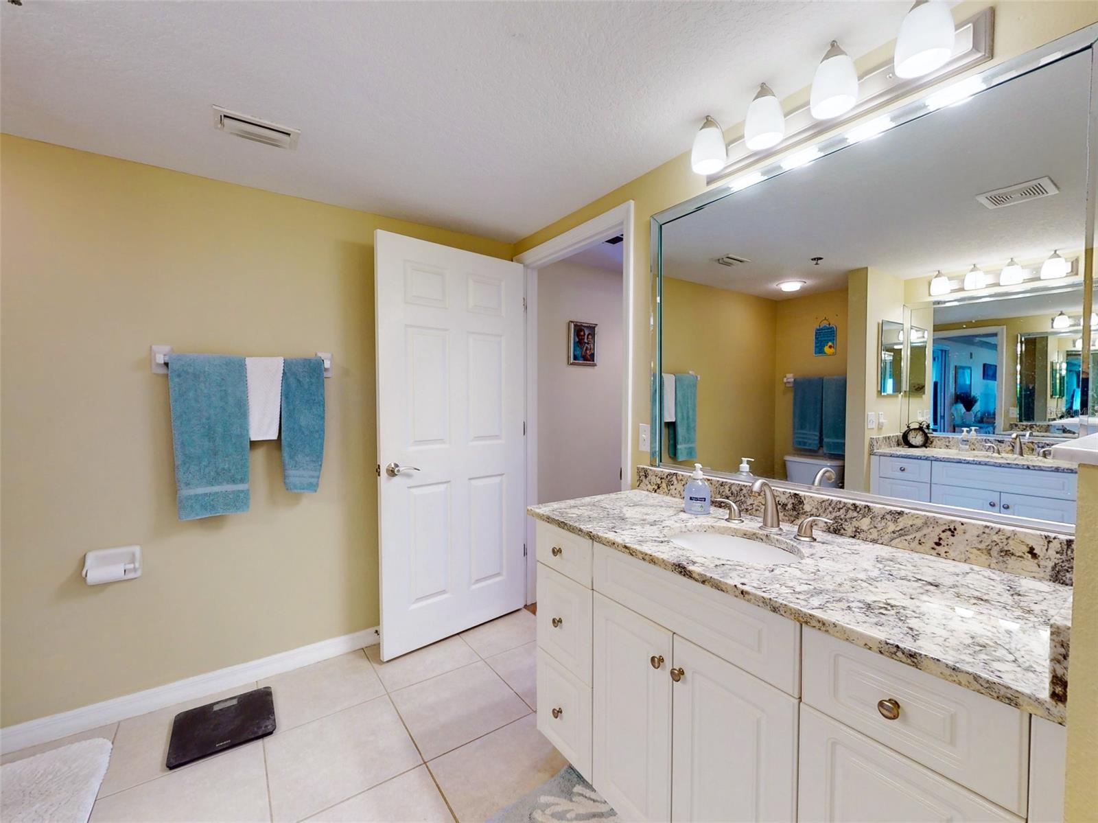 Ocean Walk Condo At Nsb - Residential