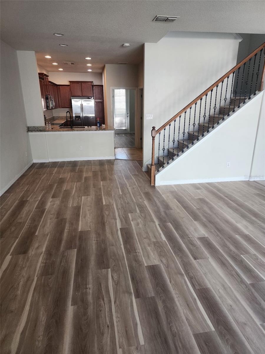 11932 LORENZA LANE