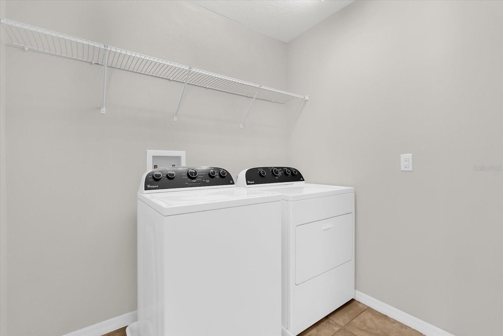 VILLAGEWALK/LK NONA UN #4A - Residential