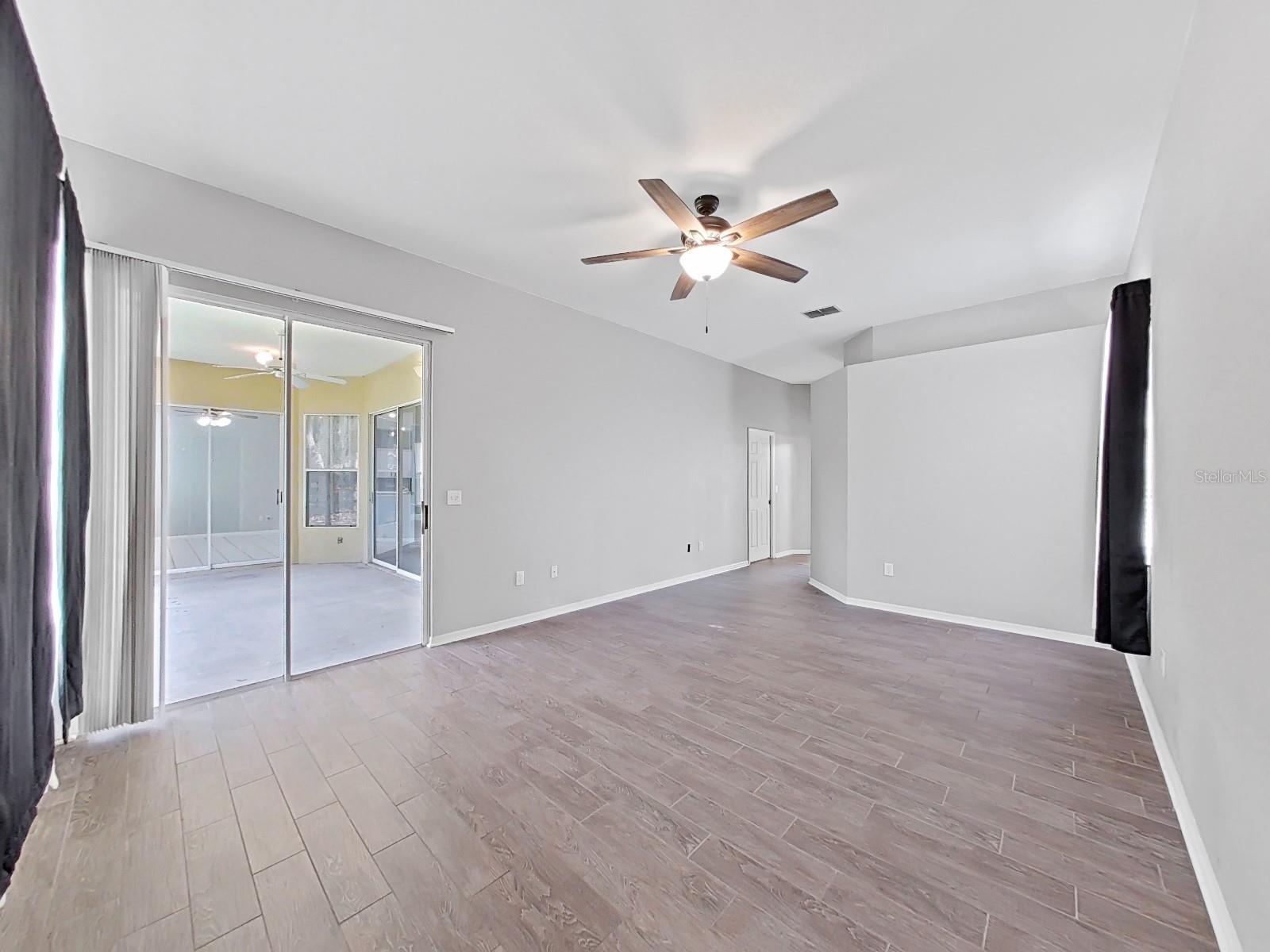 WALDEN LAKE UNIT 33 2 PH A - Residential Lease