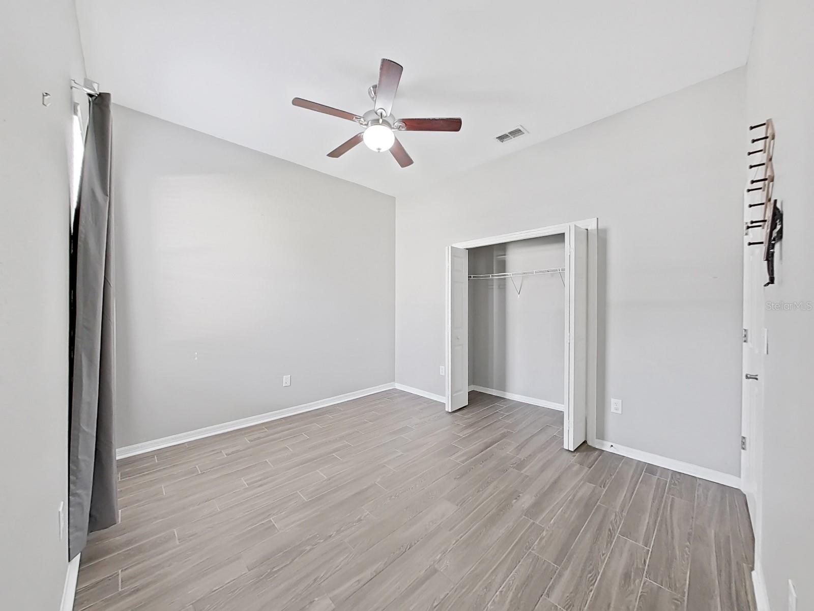 WALDEN LAKE UNIT 33 2 PH A - Residential Lease