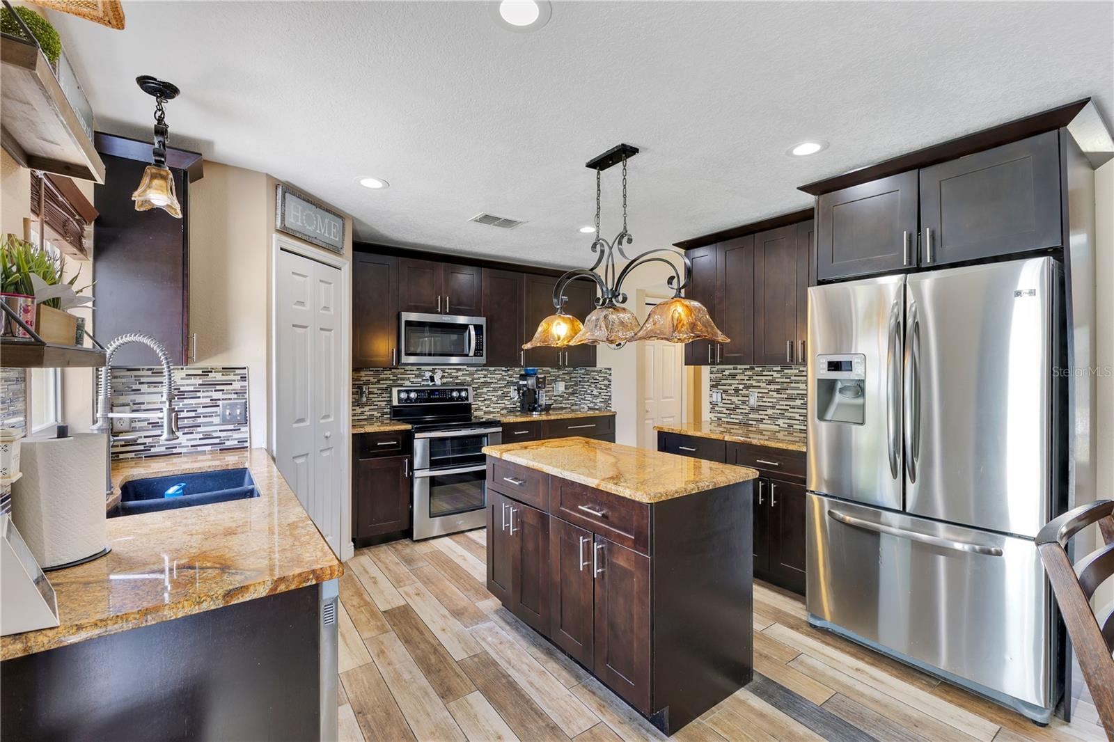 5051 PLYMOUTH TURTLE CIRCLE