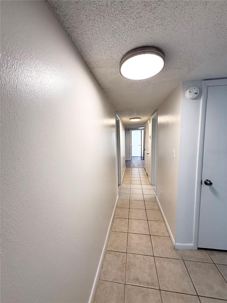 FOUR SEASONS CONDO - Residential Lease