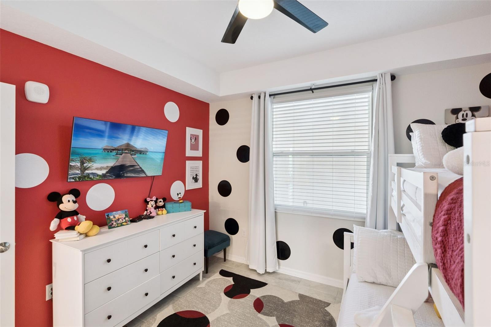 STOREY LAKE CONDO - Residential