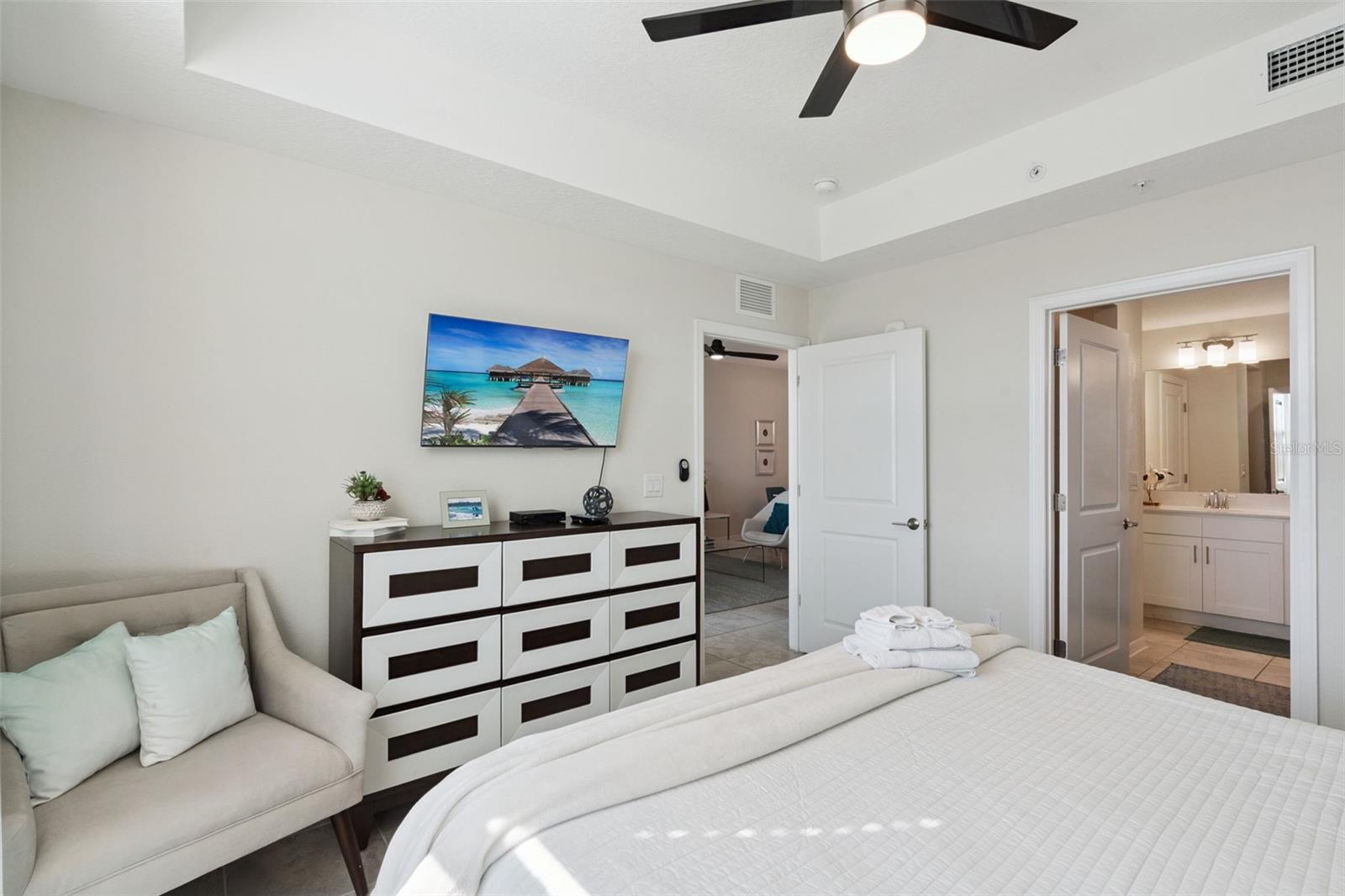 STOREY LAKE CONDO - Residential