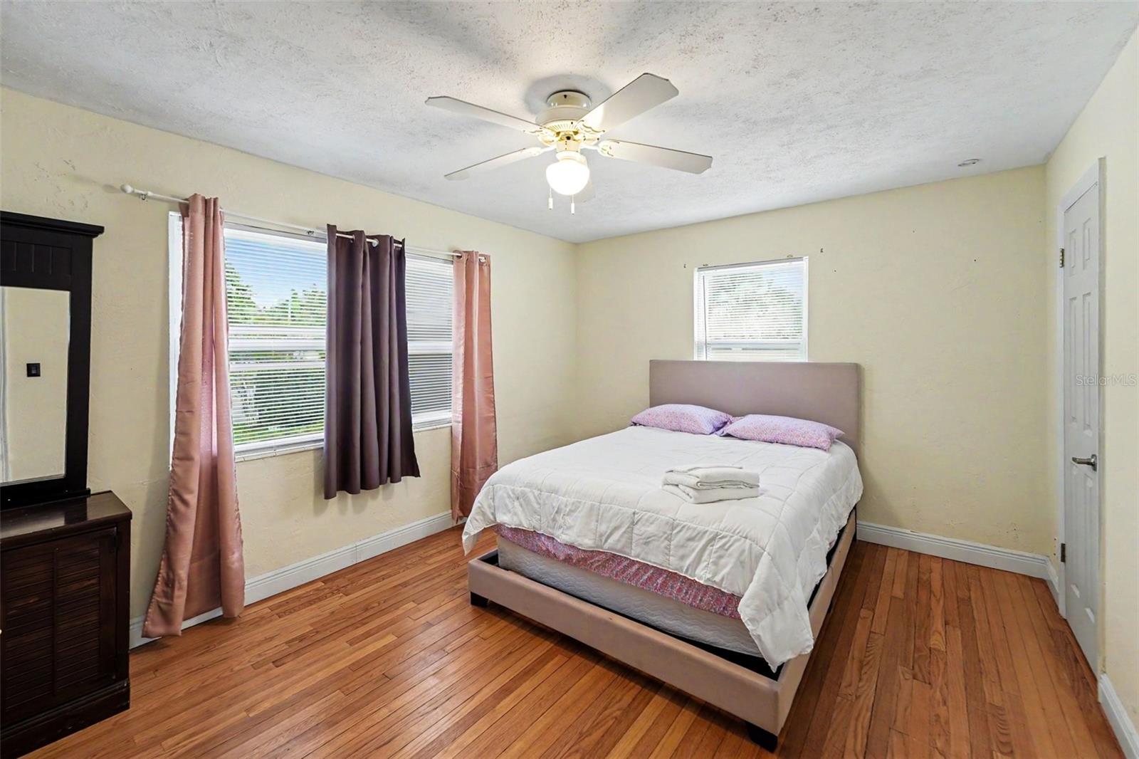 LAKE PASADENA DEV - Residential