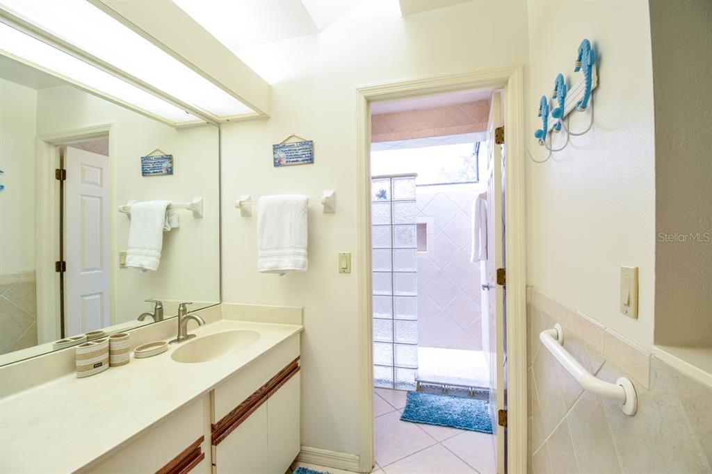 MYRTLE TRACE AT PLAN - Residential Lease