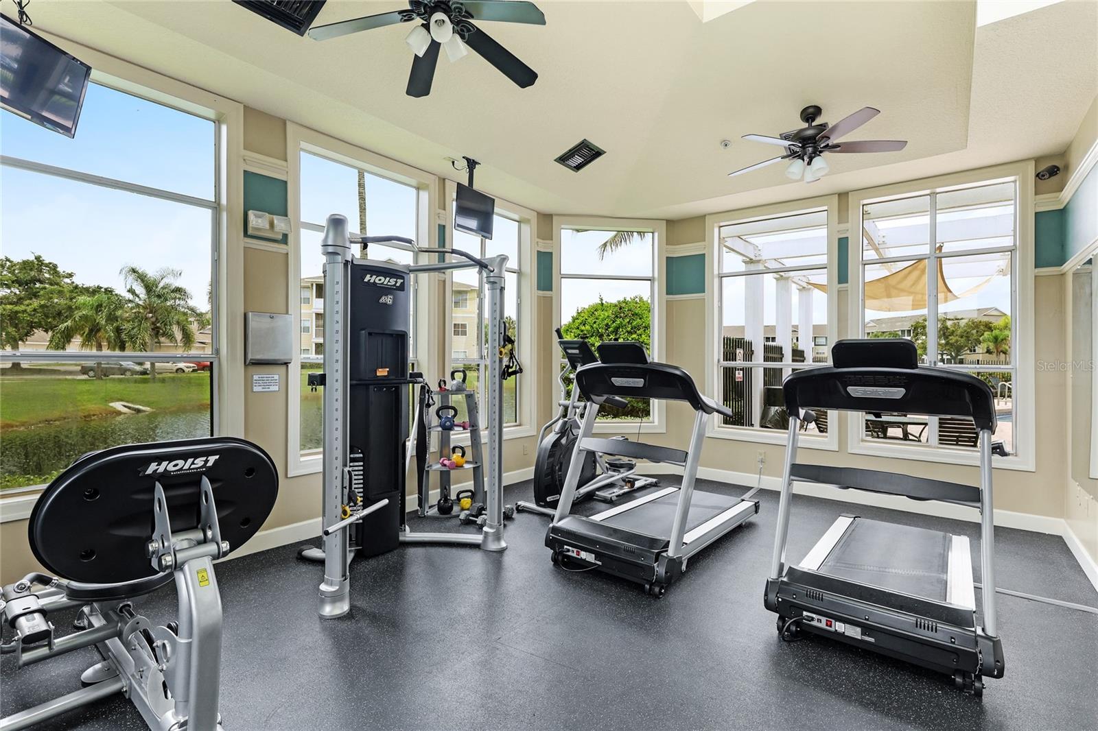 THE PALMS OF CORTEZ - Residential