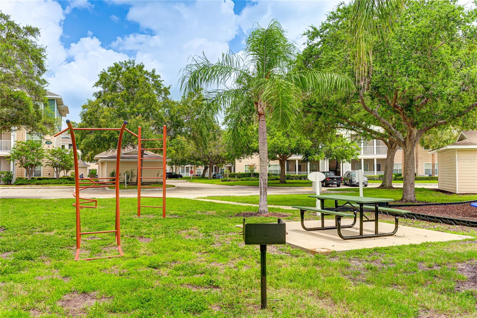 THE PALMS OF CORTEZ - Residential