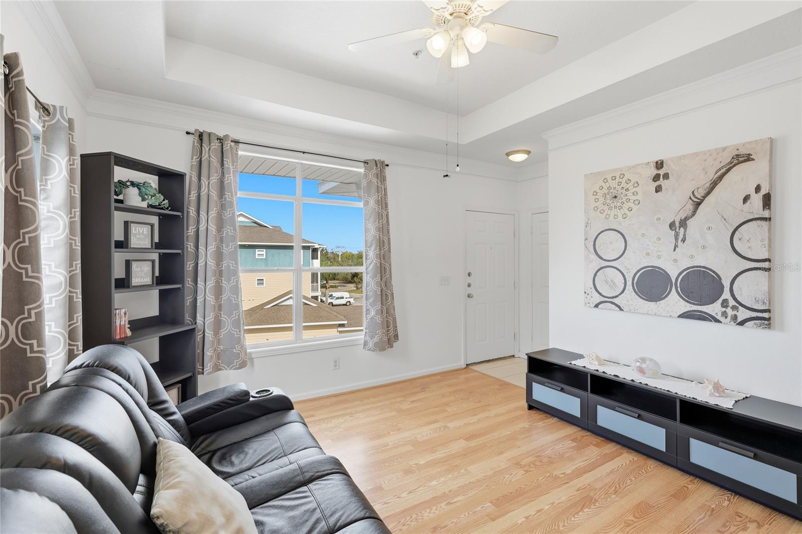 THE PALMS OF CORTEZ - Residential