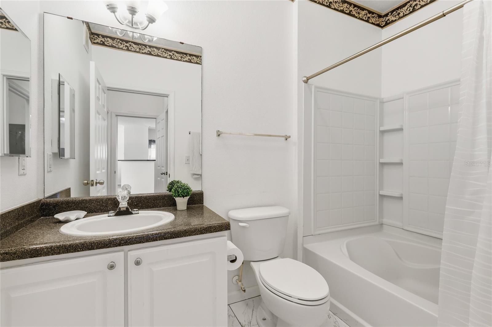 THE PALMS OF CORTEZ - Residential