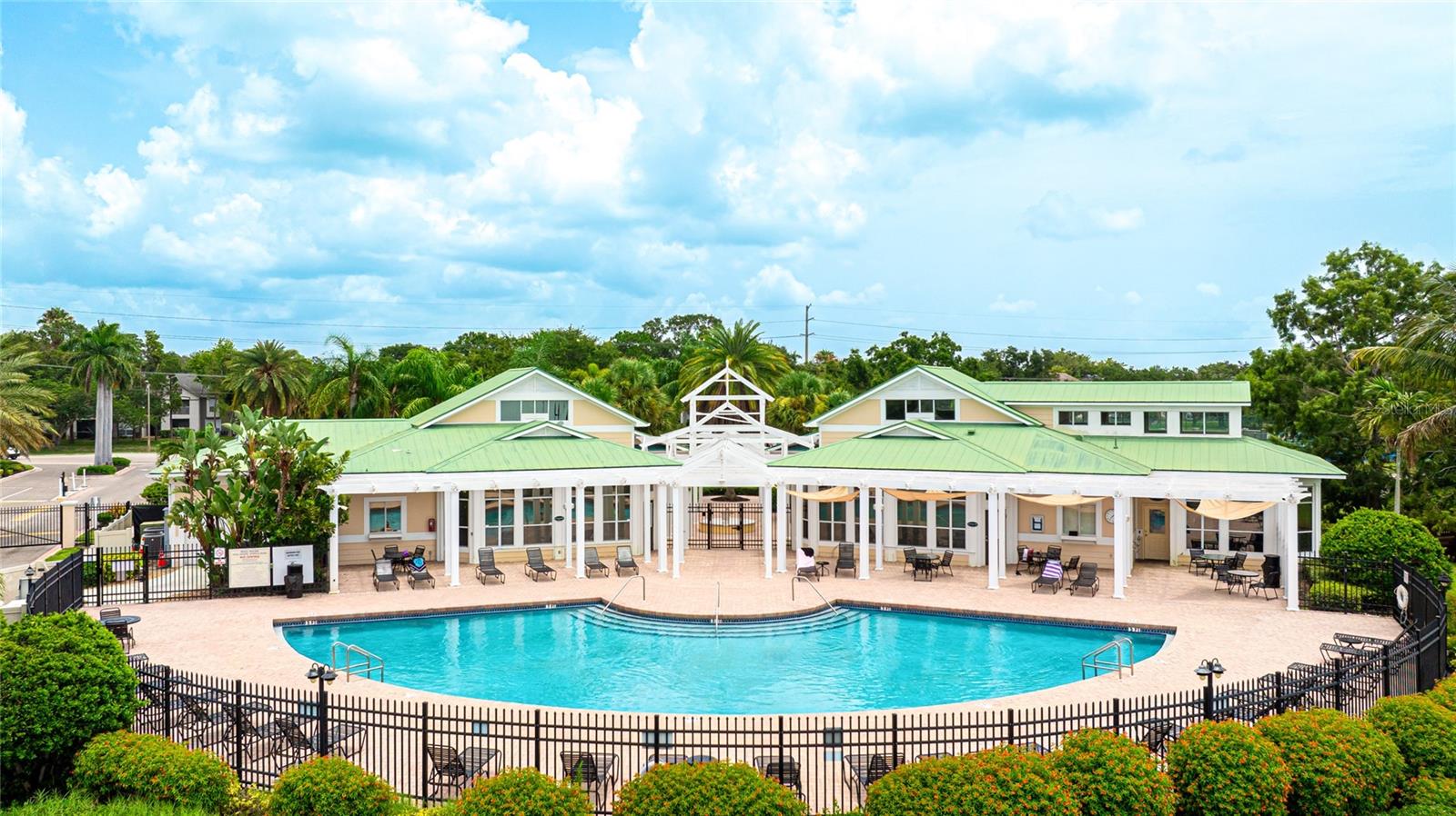 THE PALMS OF CORTEZ - Residential