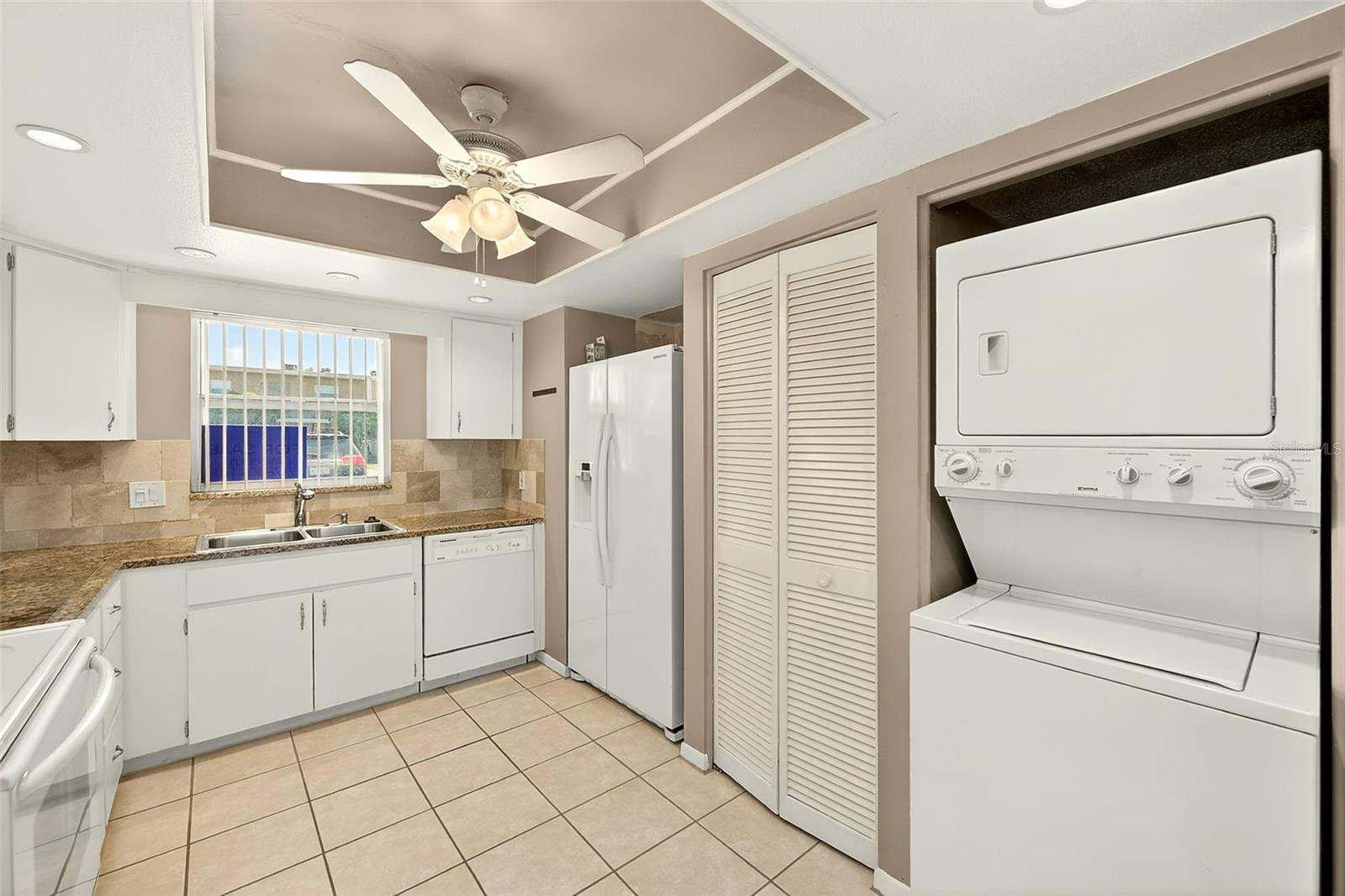 OAKHURST GARDEN APTS CONDO - Residential