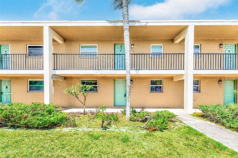 Photo of 12300 Park Boulevard #116, Seminole, FL 33772 (MLS # TB8500851)