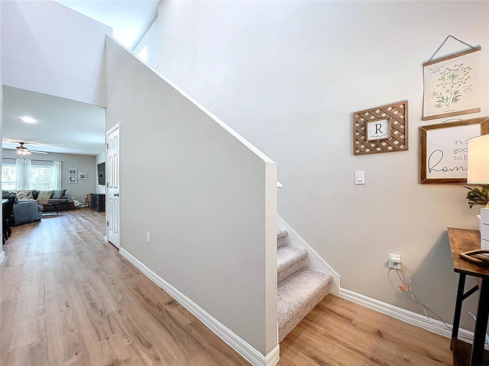 12832 OAK HILL WAY