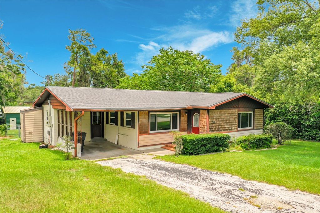 Photo of 2405 NE 2nd Street, Ocala, FL 34470 (MLS # R4911567)
