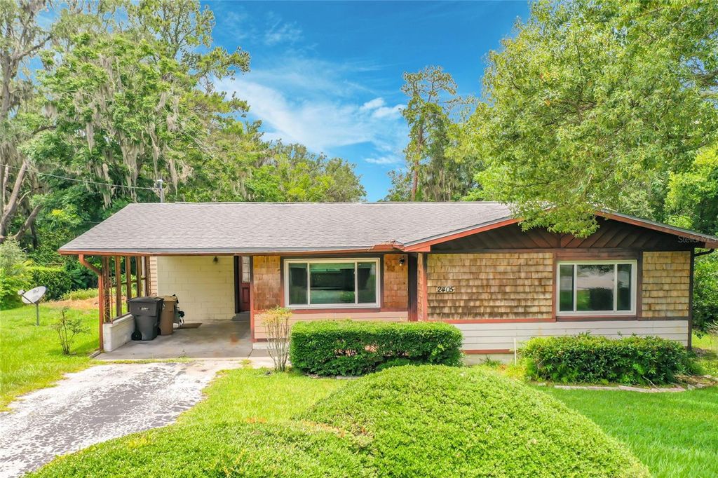 Photo of 2405 NE 2nd Street, Ocala, FL 34470 (MLS # R4911567)