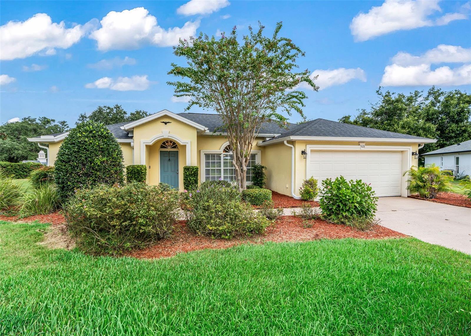 5123 GROVE MANOR