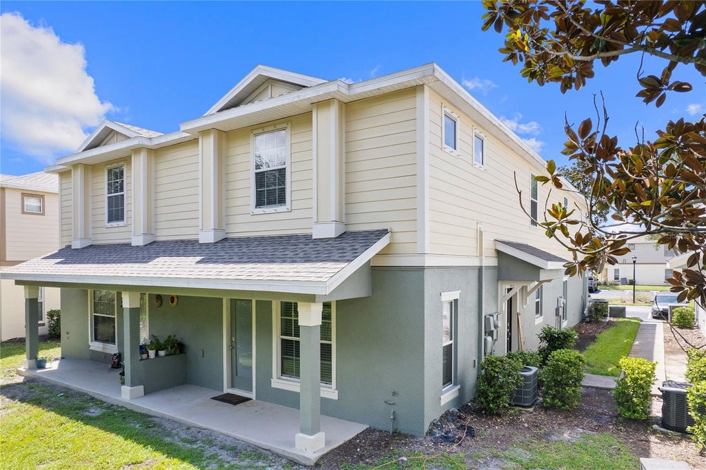 Photo of 4652 Chatterton Way, Riverview, FL 33578 (MLS # TB8544644)