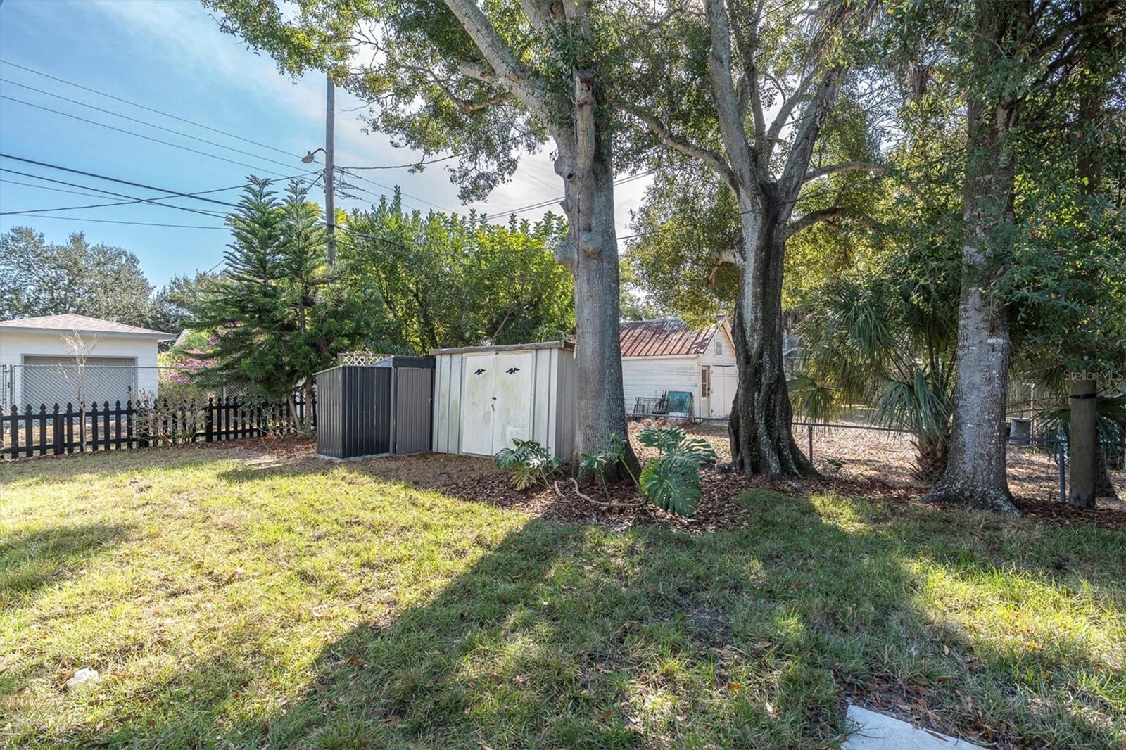 BEEVER O A SUB - Residential