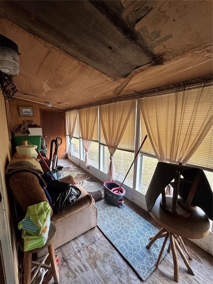 MOON LAKE ESTATES - Residential