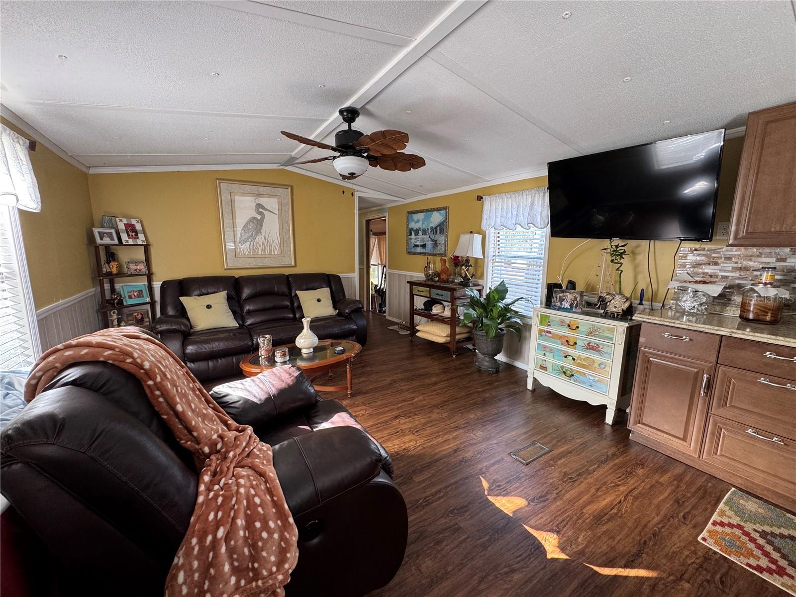 MOON LAKE ESTATES - Residential