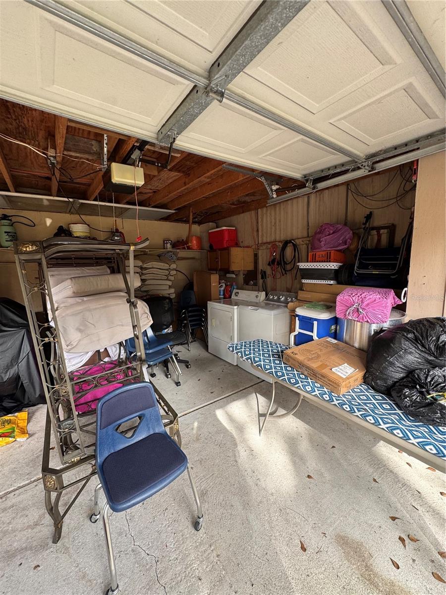 MOON LAKE ESTATES - Residential