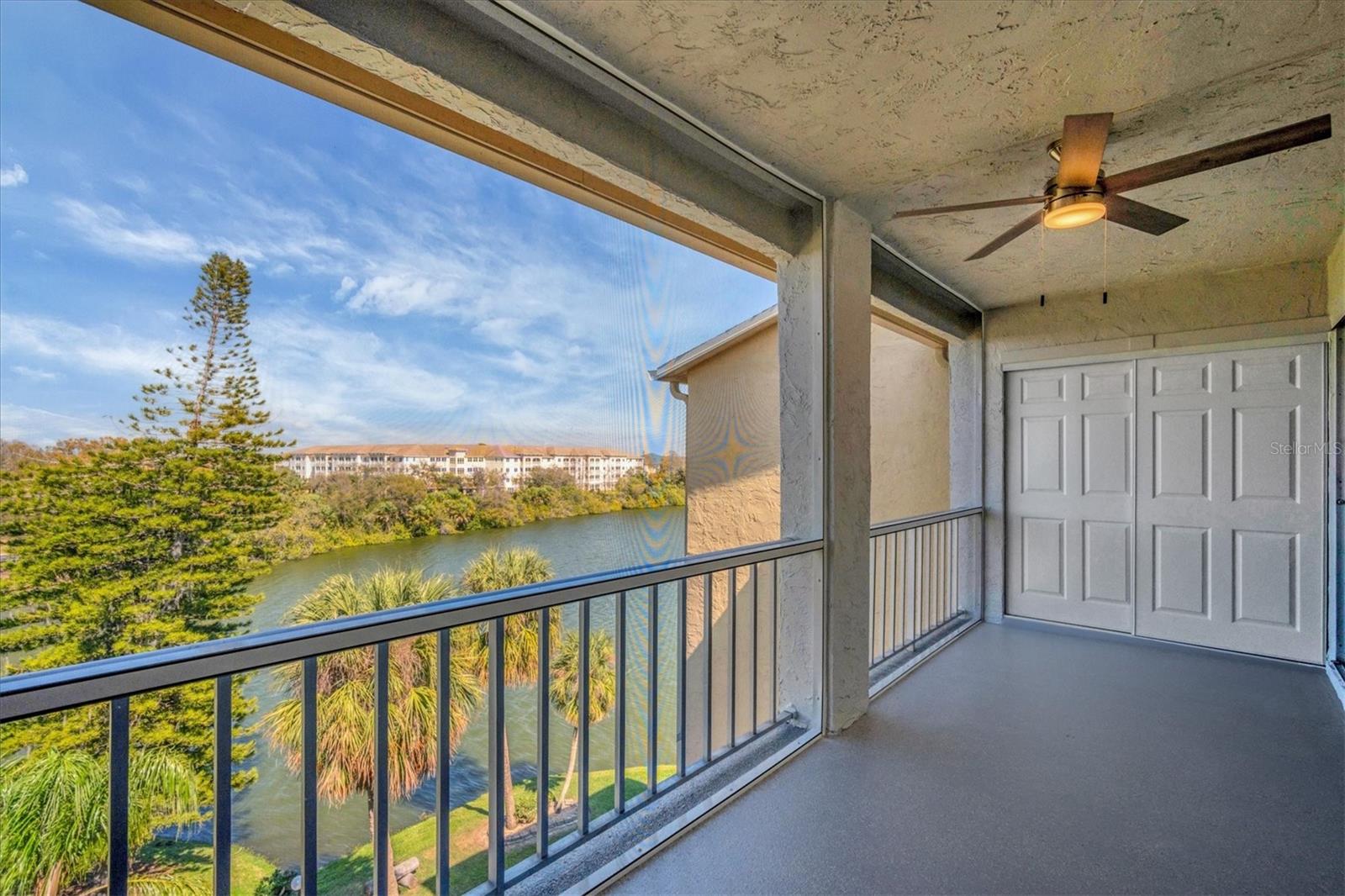 BAYSHORE ON THE LAKE APTS II SEC 2 - Residential