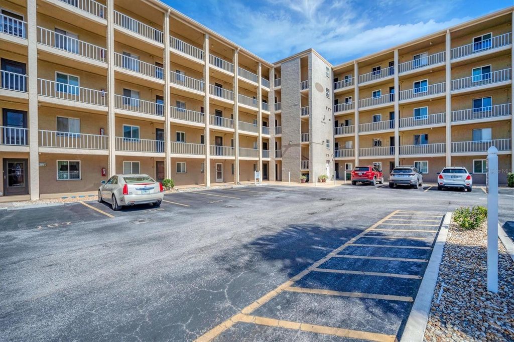 Photo of 3661 Lake Bayshore Drive #507J, Bradenton, FL 34205 (MLS # A4665973)