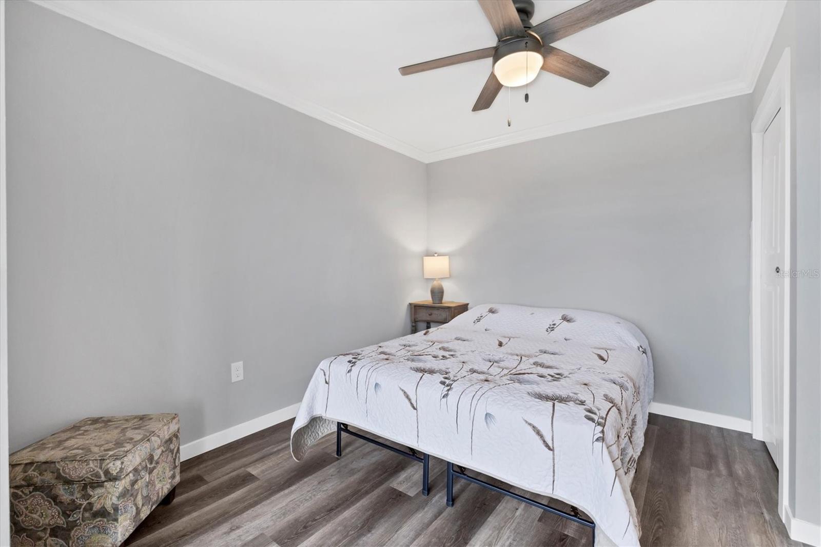 BAYSHORE ON THE LAKE APTS II SEC 2 - Residential