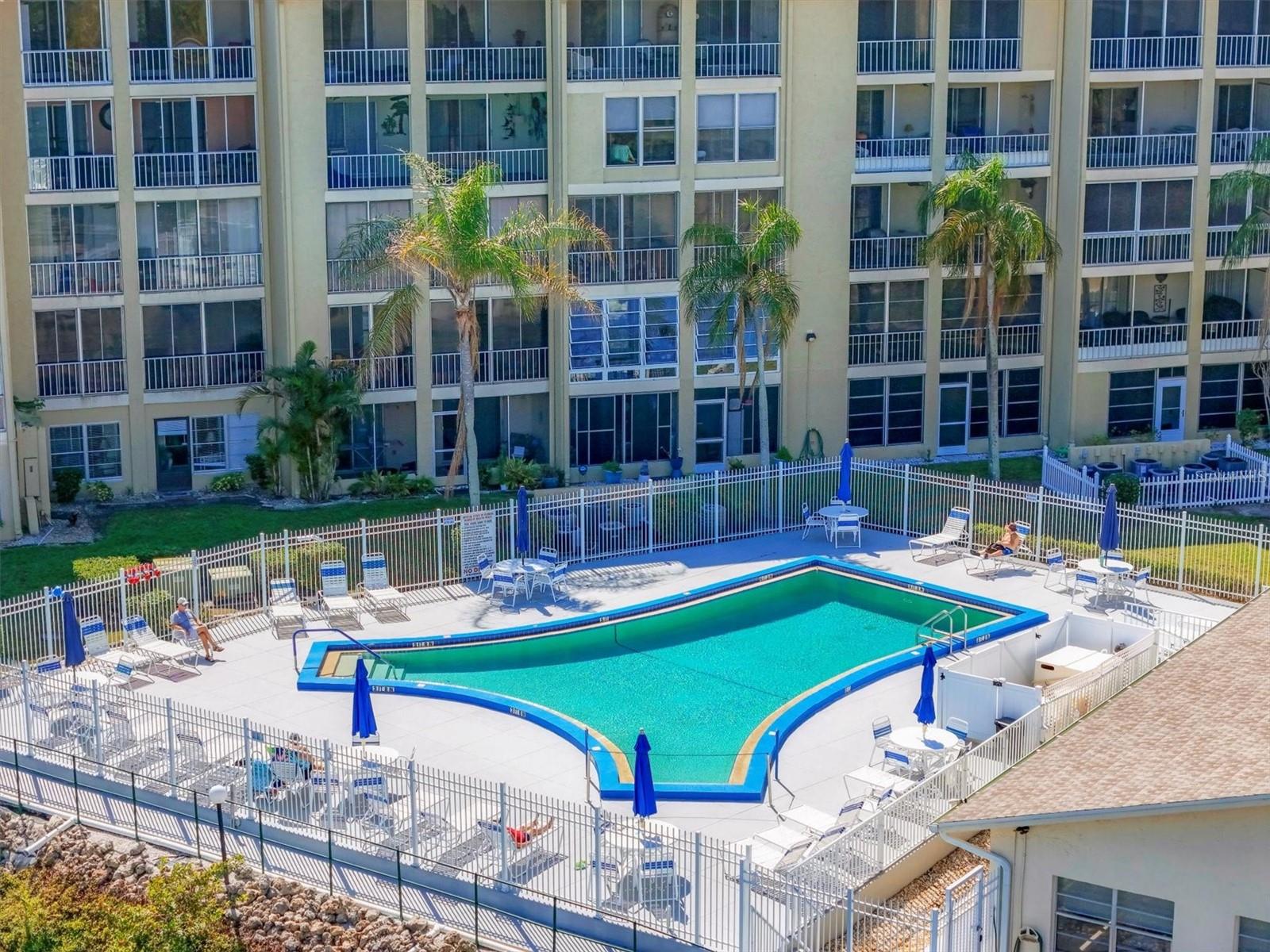 BAYSHORE ON THE LAKE APTS II SEC 2 - Residential