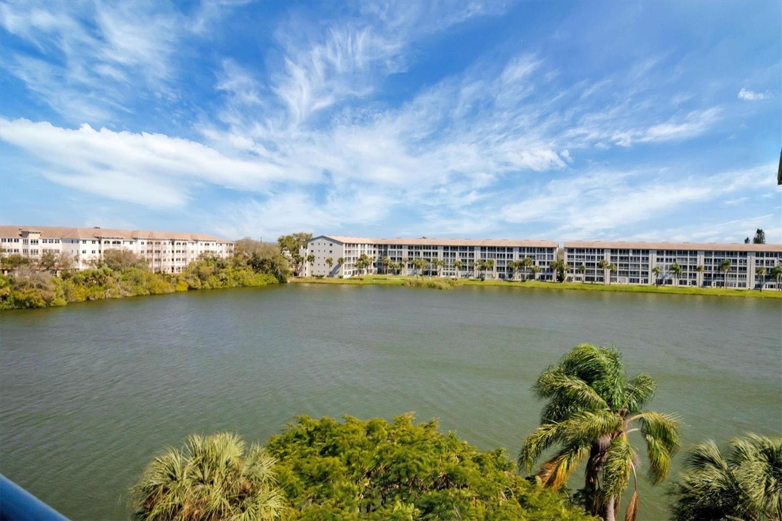 BAYSHORE ON THE LAKE APTS II SEC 2 - Residential