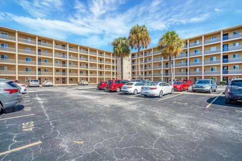 Photo of 3661 Lake Bayshore Drive #507J, Bradenton, FL 34205 (MLS # A4665973)