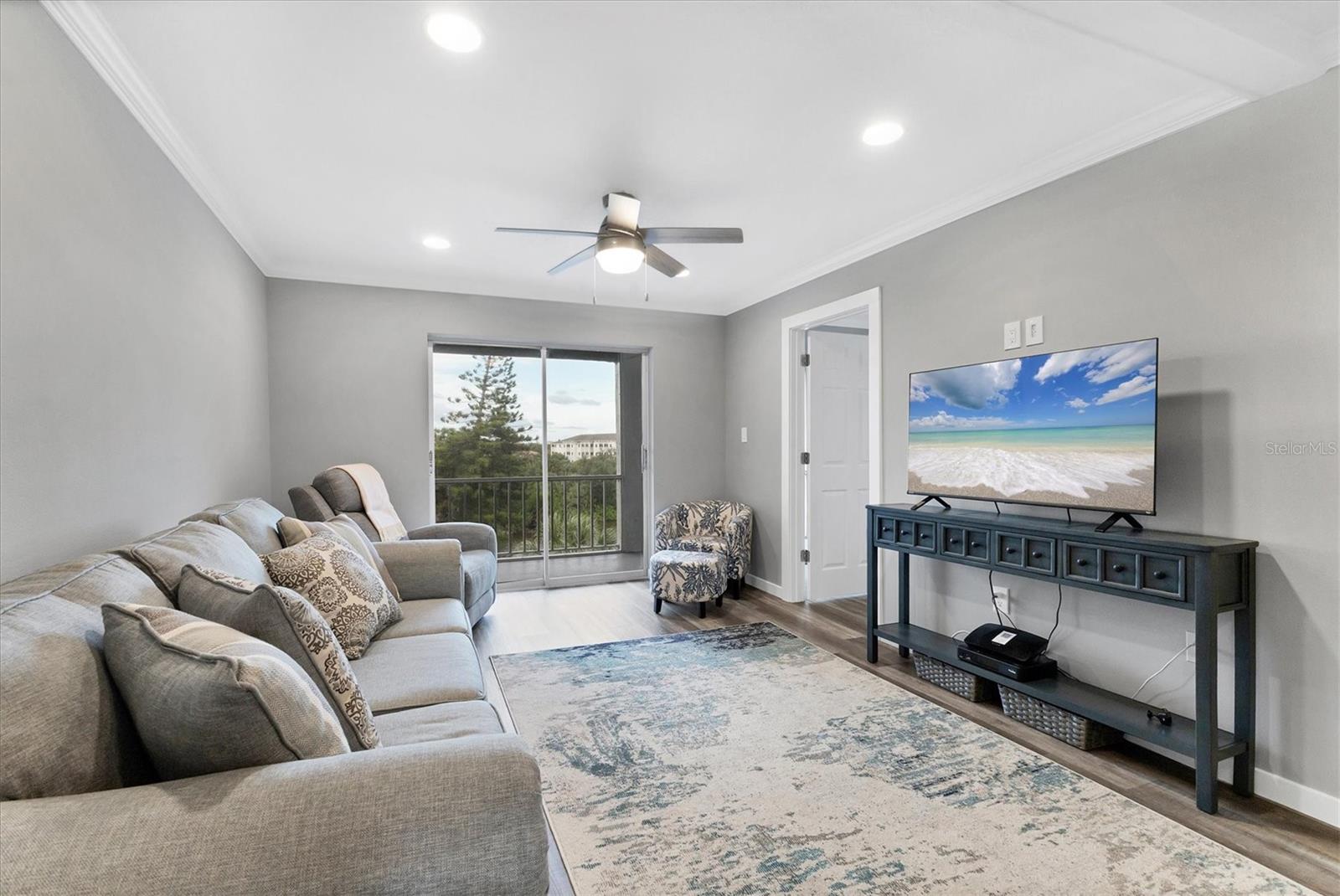 BAYSHORE ON THE LAKE APTS II SEC 2 - Residential