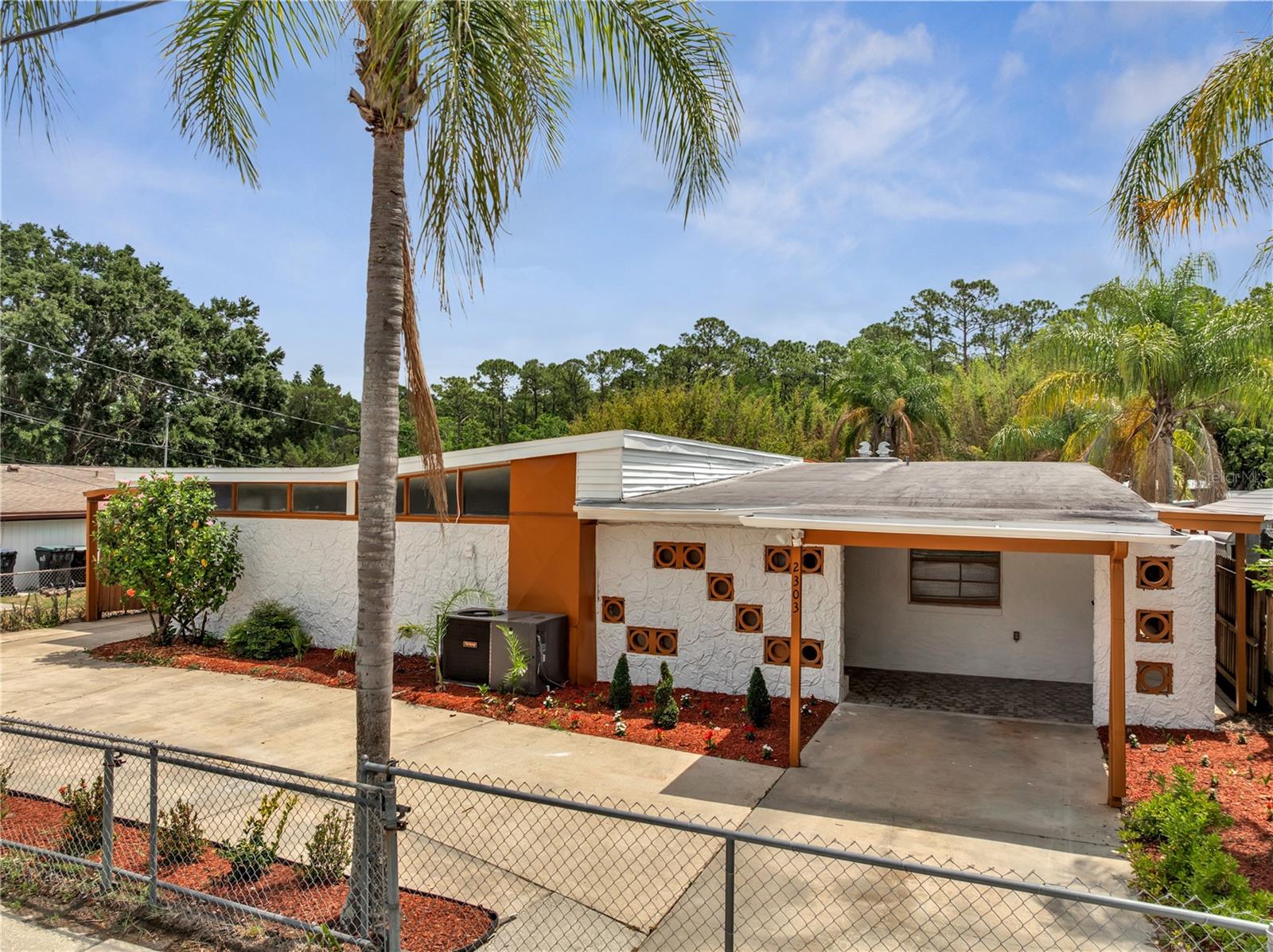 2303 BONNEVILLE DRIVE