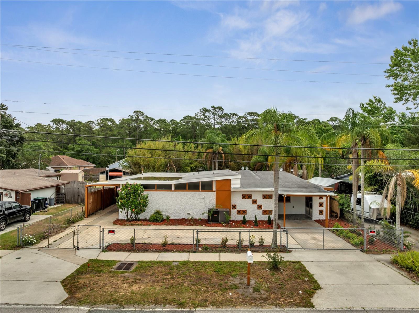 2303 BONNEVILLE DRIVE