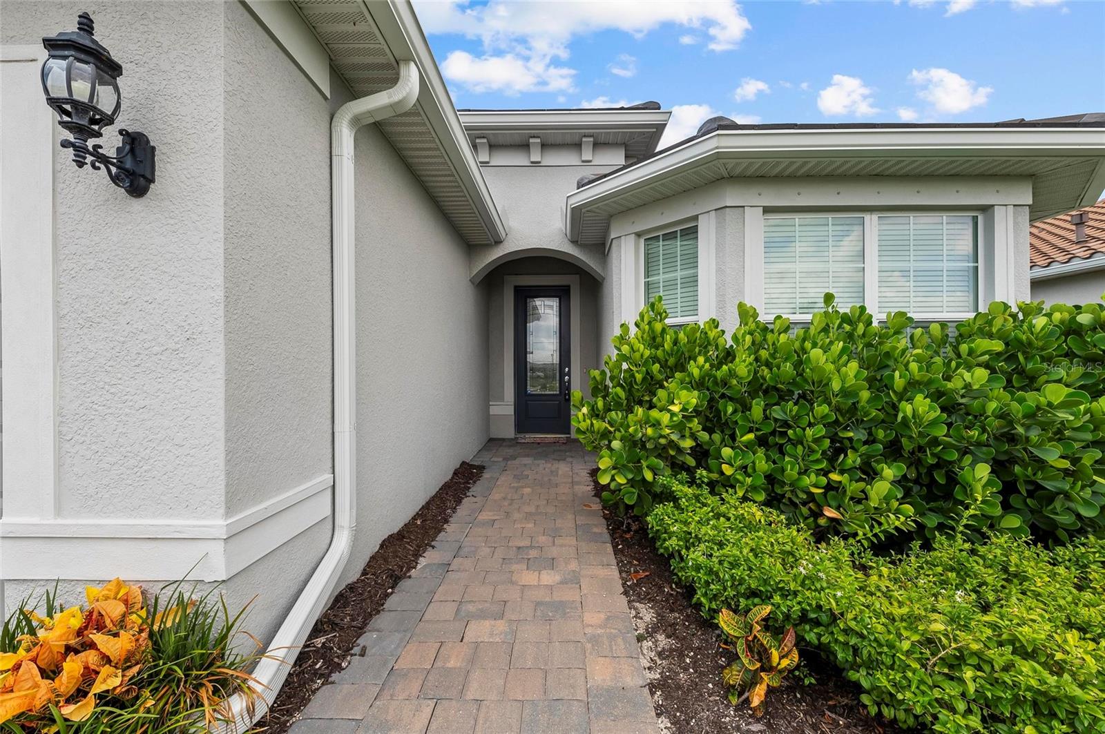 9982 BEACHWALK DRIVE