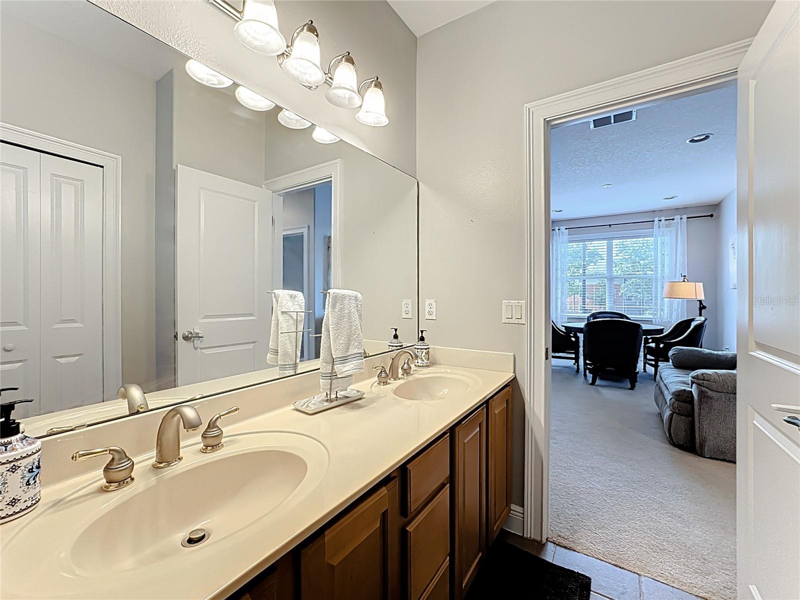 GREYSTONE - Residential Lease