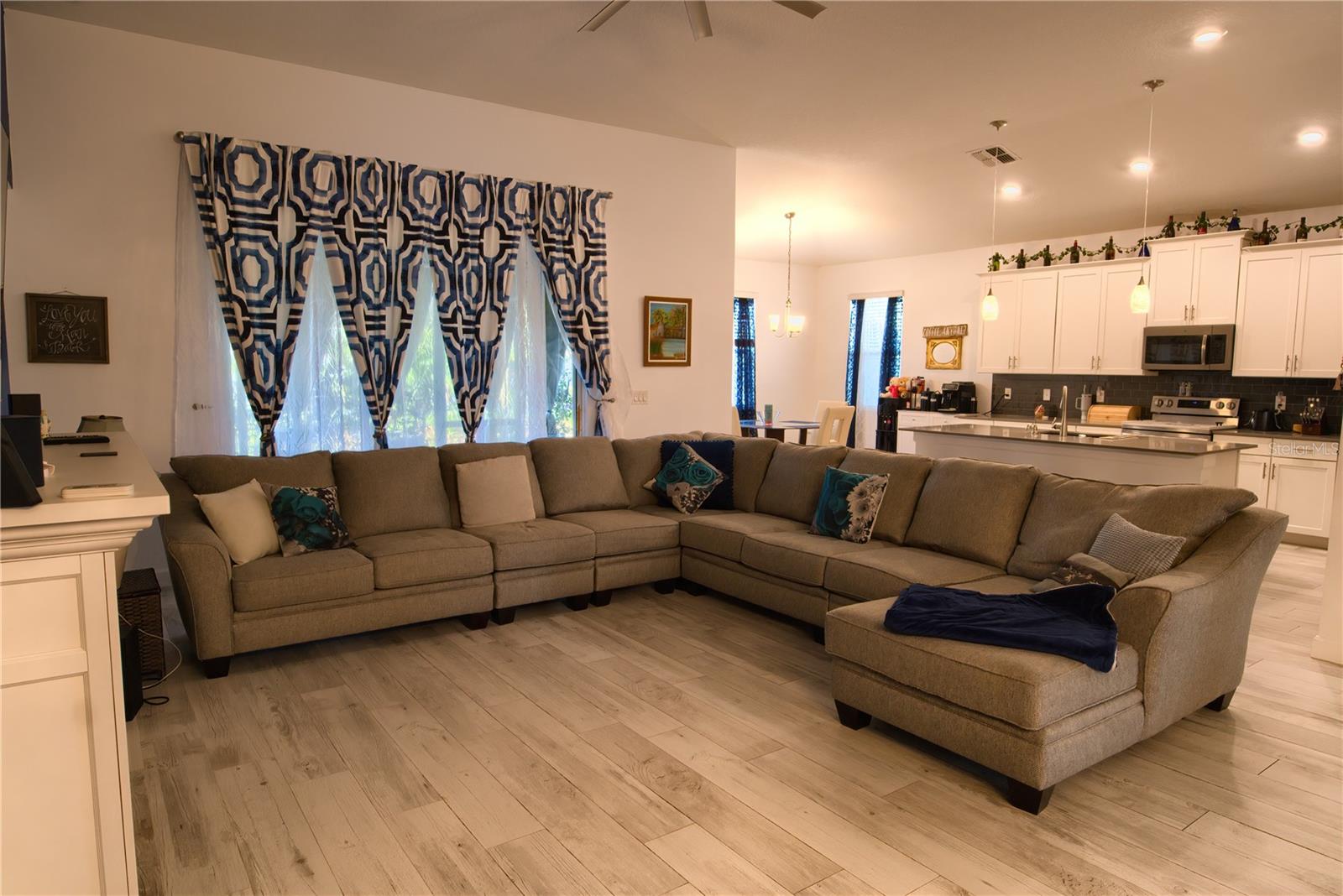 CAMDEN PK/PROVIDENCE - Residential