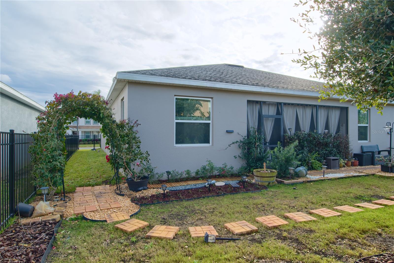 CAMDEN PK/PROVIDENCE - Residential